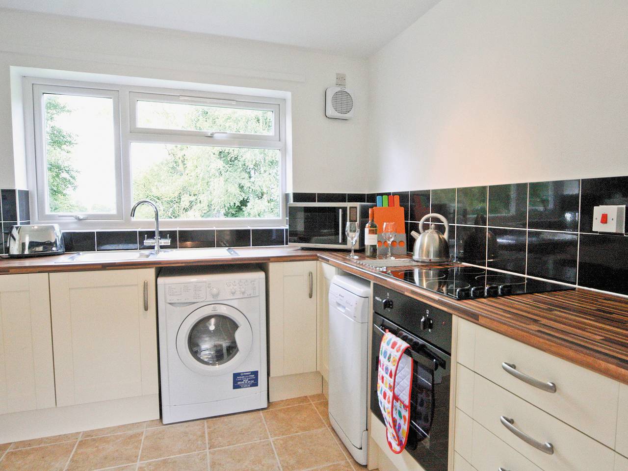 Thalassa in Herefordshire