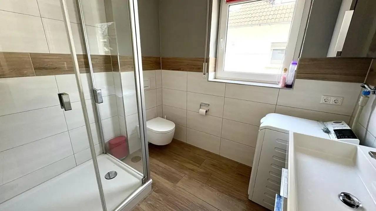 Ganze Ferienwohnung, Ferienwohnung für 4 Personen (78 m²) in Metternich in Metternich, Koblenz