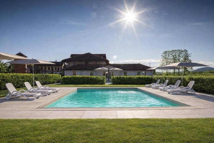 Appartamento vacanze per 2 persone, con piscina e giardino - 1