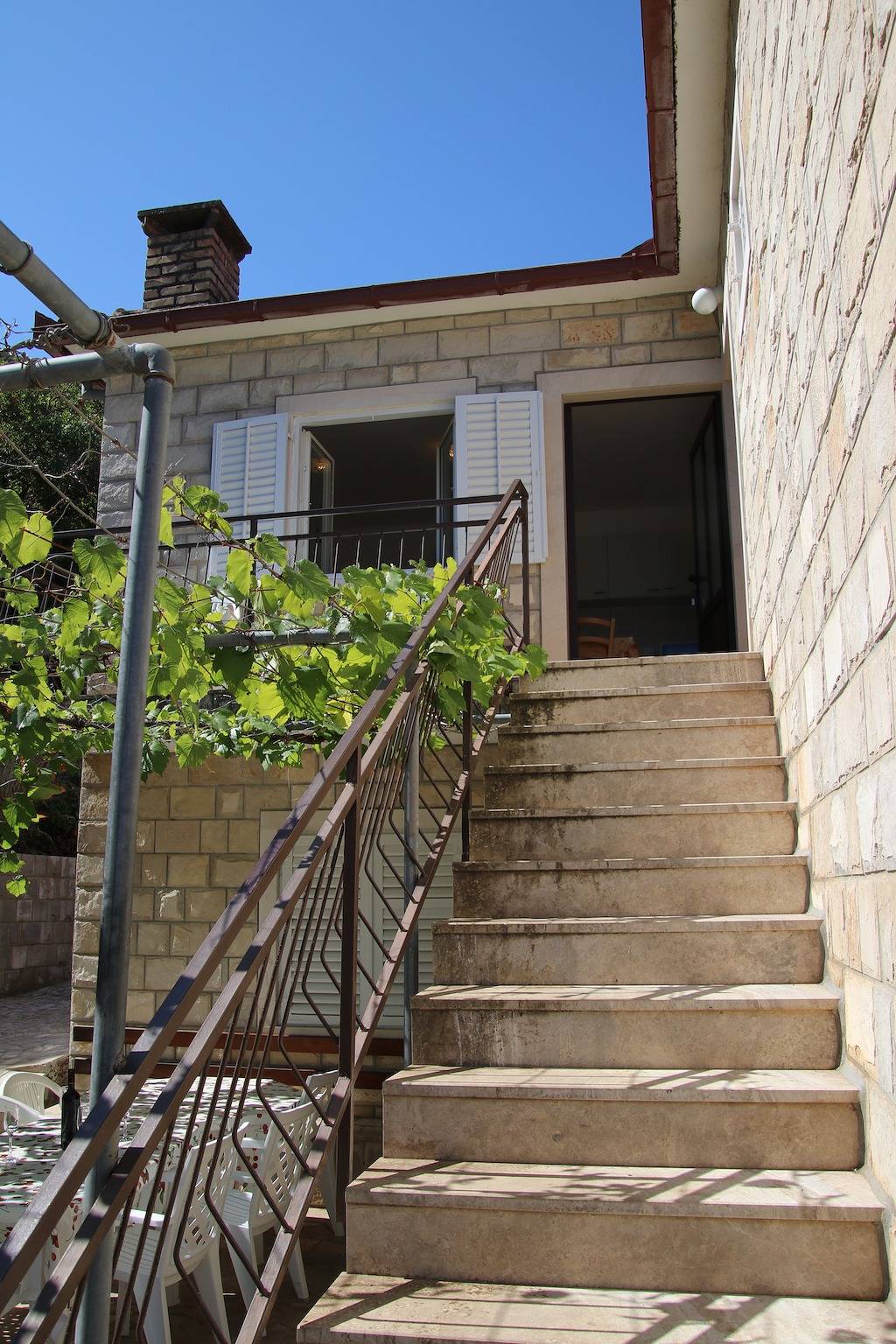 Ganze Wohnung, Komfortable Ferienwohnung am Strand Bucht Slivnica - Velika Prapratna, Peljesac A-4515-c in Trpanj, Dubrovnik-Neretva