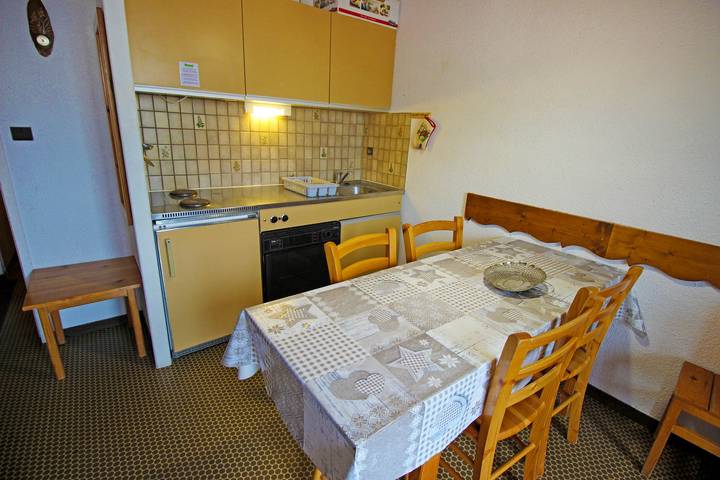 Gîte pour 6 personnes, avec balcon/terrasse, animaux acceptés à Villarodin-Bourget - 2