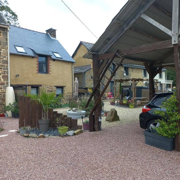 Location de vacances pour 5 personnes, avec Terrasse à Pleugueneuc - 3