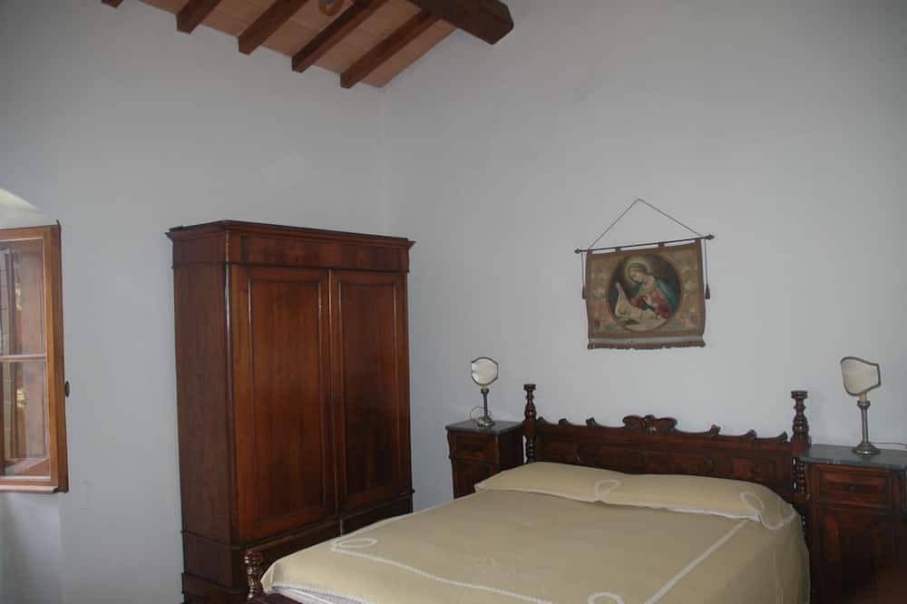 Antica casa di campagna recentemente restaurata - bellissimo giardino privato - panoramico in Pontassieve, Chianti