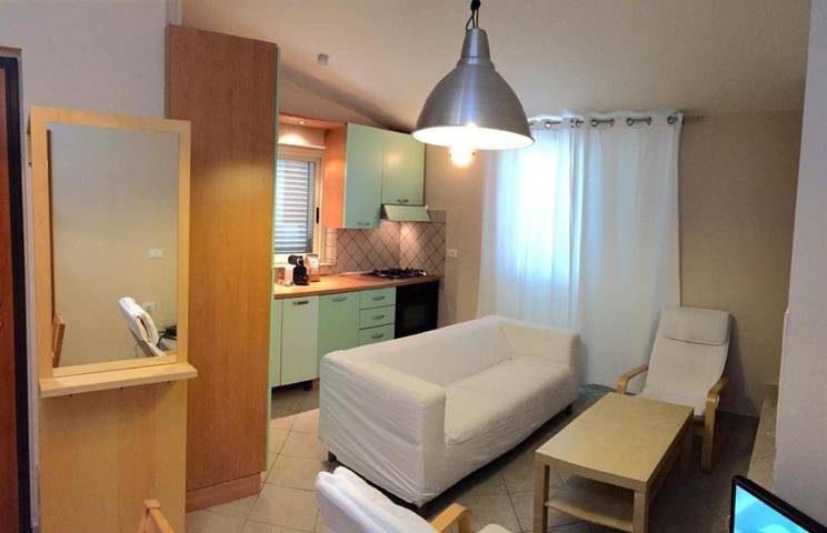 Ferienwohnung für 4 Personen, mit Balkon und Terrasse sowie Garten und Ausblick in Santa Caterina dello Ionio