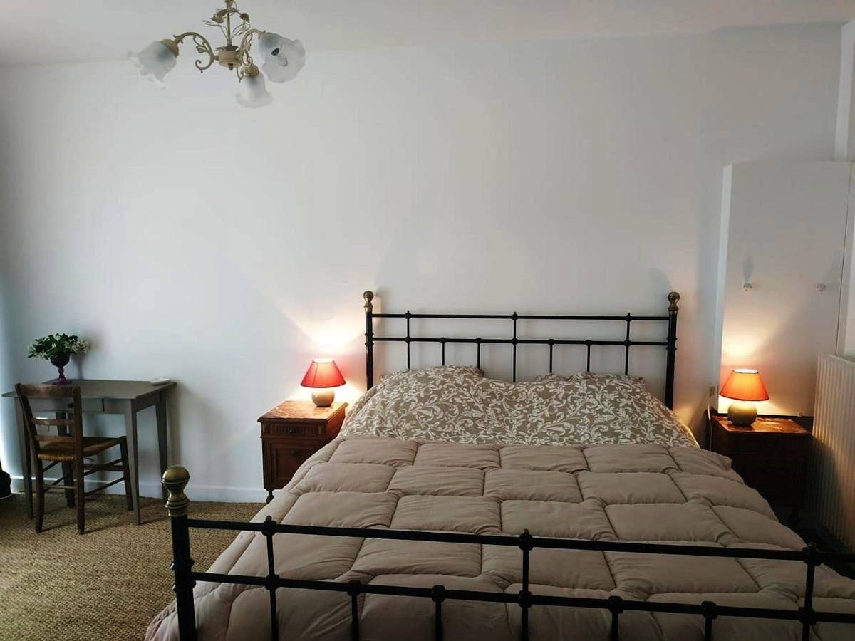 Appartement entier, One-Bedroom Apartment in Souppes-sur-Loing, Seine-et-Marne