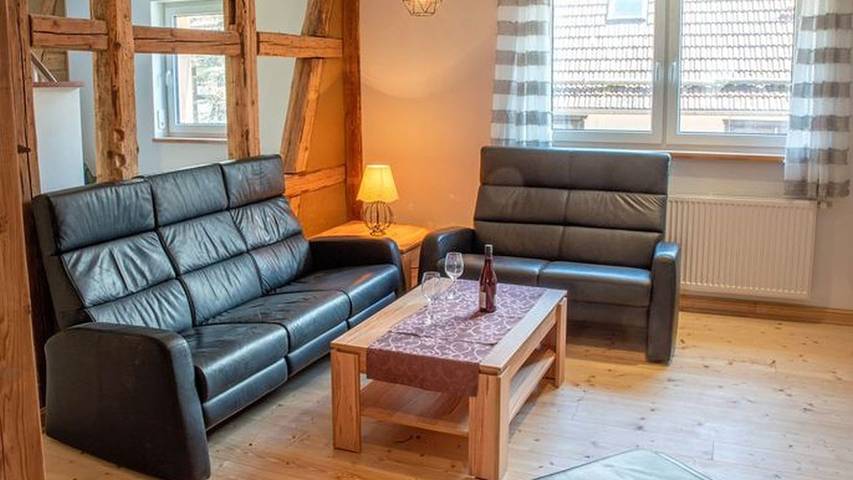 Ferienhaus für 6 Personen, mit Terrasse und Garten in Tanne
