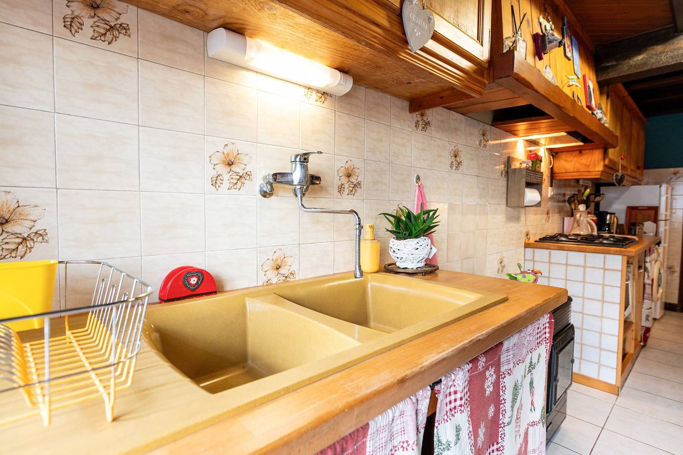 Appartement 'Aux 4 Saisons' met uitzicht op de bergen, privéterras en Wi-Fi, foto 11