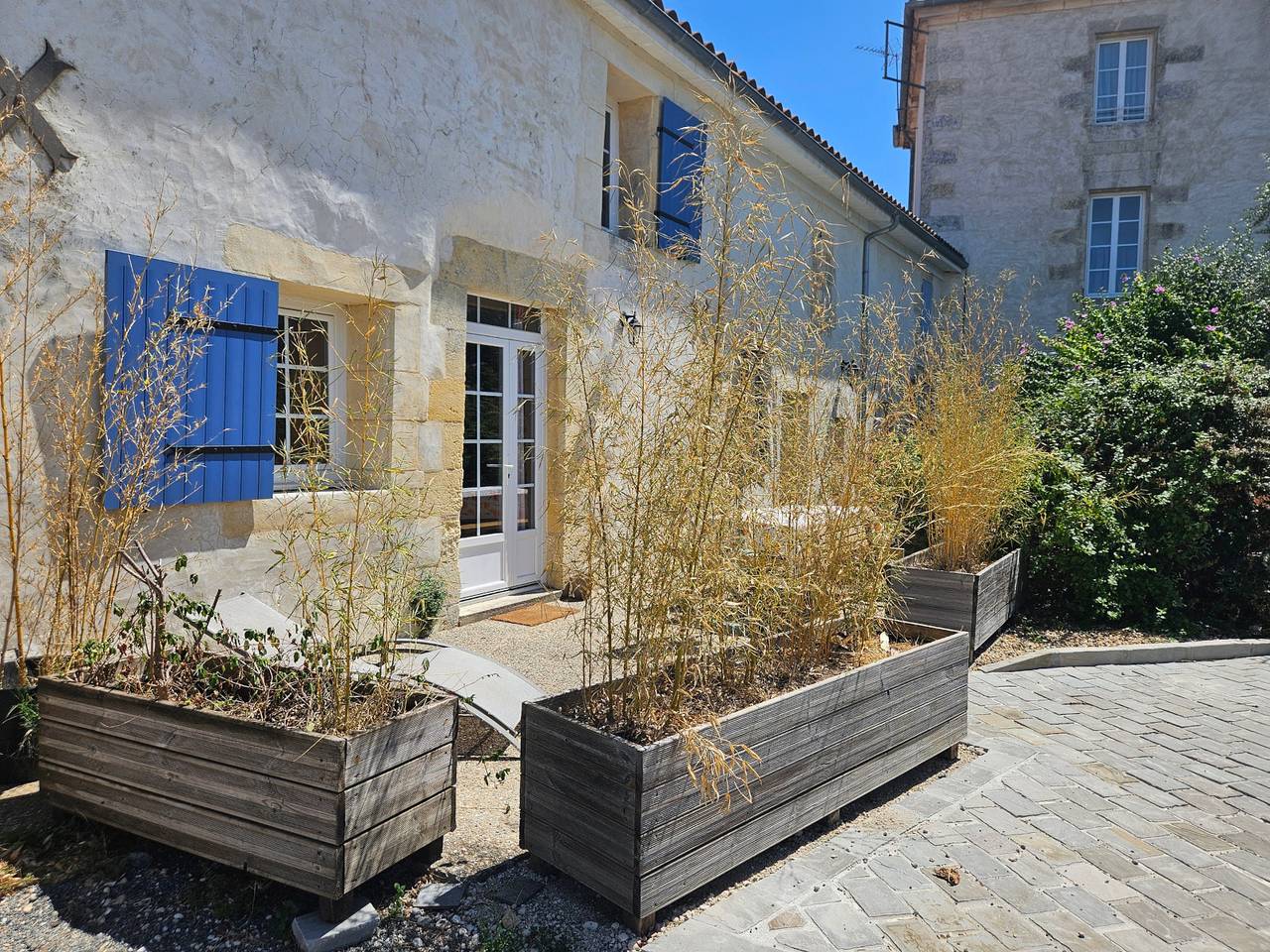 Gîte Les Kiwis in Gémozac, Région de Saintes