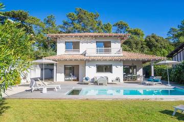 Villa pour 10 personnes, avec balcon et jardin dans Pyla-sur-Mer