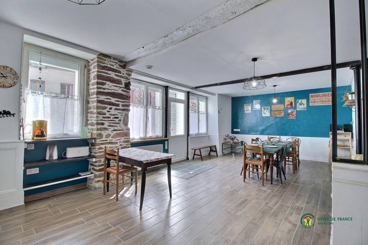 Gîte pour 9 personnes, avec jardin, animaux acceptés à Mauron - 3