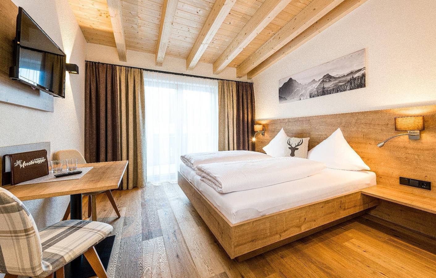 Dreibettzimmer, Deluxe, mit B., Kurzaufenthalt in Steeg, Allgäuer Alpen (Österreich)
