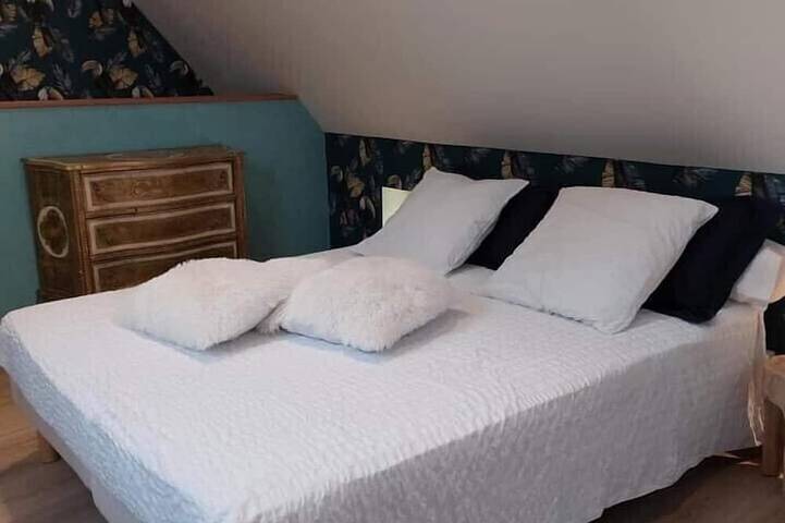 Gîte pour 4 personnes, avec piscine ainsi que jardin et terrasse à Sundhouse - 3