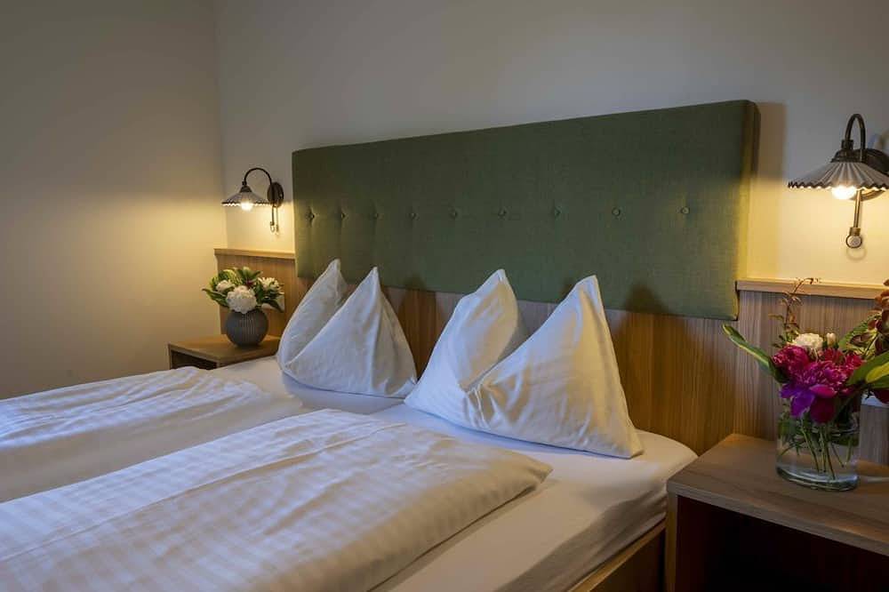 Einbettzimmer mit Frühstück - Landhotel Pacher in Obervellach, Lieser-Maltatal