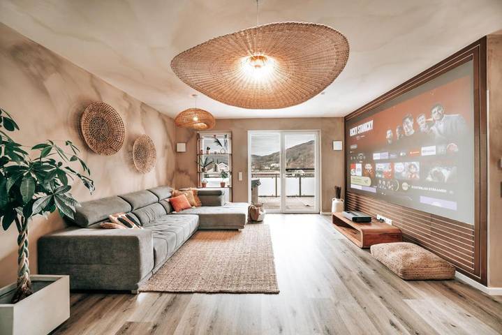 Ferienwohnung für 2 Personen, mit Balkon und Whirlpool sowie Terrasse und Sauna in Echternacherbrück