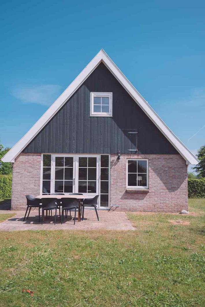 Ferienhaus für 24 Personen, mit Terrasse und Garten, mit Haustier