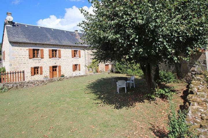 Gîte pour 6 personnes, avec jardin