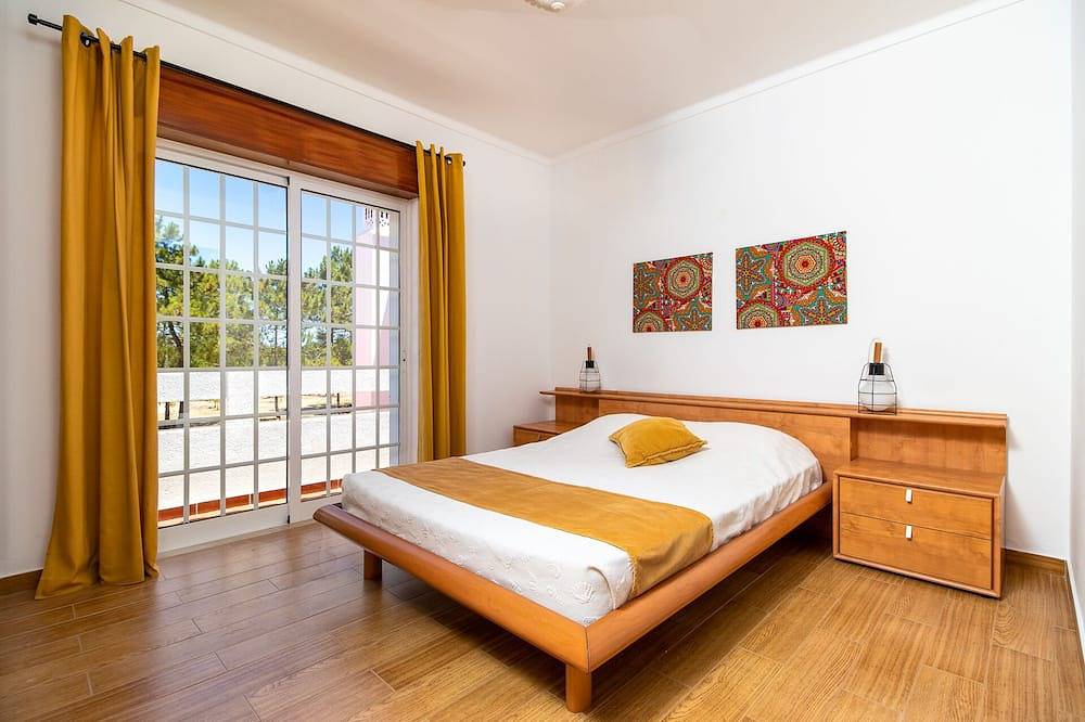 Spacious 4 bed villa, swimming pool, games room, 150m from the beach - 109964/Al in Castro Marim, Faro Distrikt