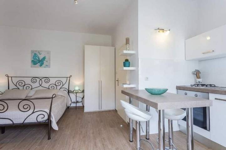 Ganze Wohnung, Studio-Apartment Klara atemberaubender Blick auf das Meer und die Altstadt! in Dubrovnik, Grad Dubrovnik