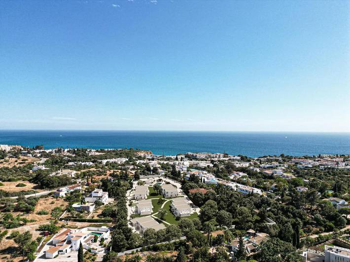 Appart’hôtel pour 2 personnes, avec vue ainsi que jardin et piscine