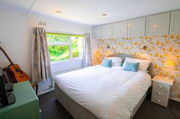 Camping for 4 People in Guestling, High Weald, Photo 1