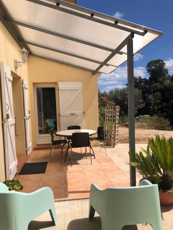 Gîte pour 7 personnes, avec terrasse à Valle-di-Mezzana