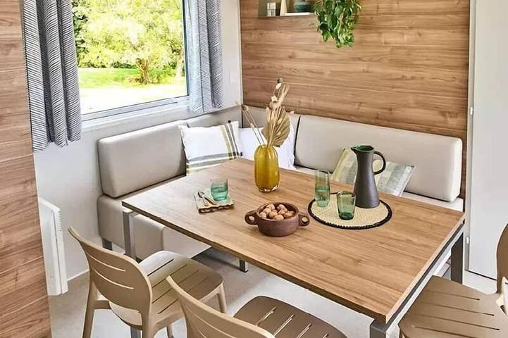 Mobil home pour 6 personnes dans Chateau De La Vigne
