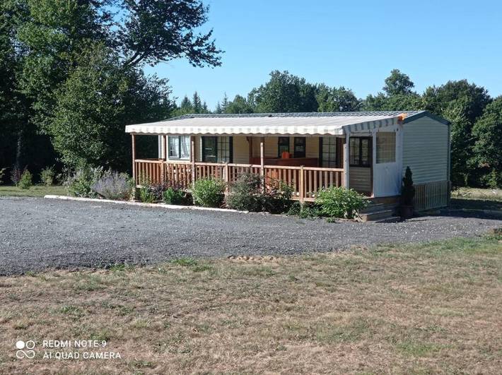 Camping pour 6 personnes, avec Terrasse et Jardin ainsi que Piscine et Vue