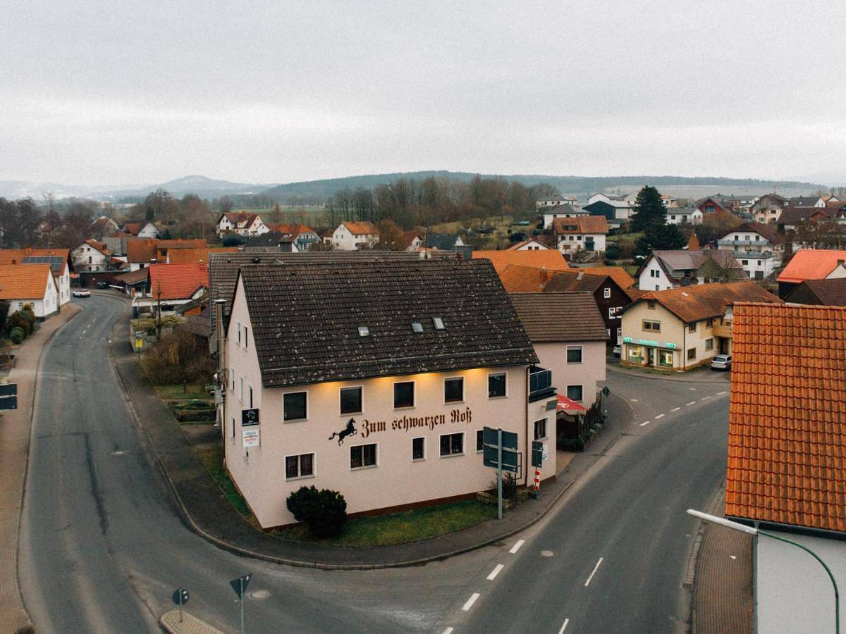 Landgasthof "Zum Schwarzen Roß" in Eichenzell, Rhön-Hessen
