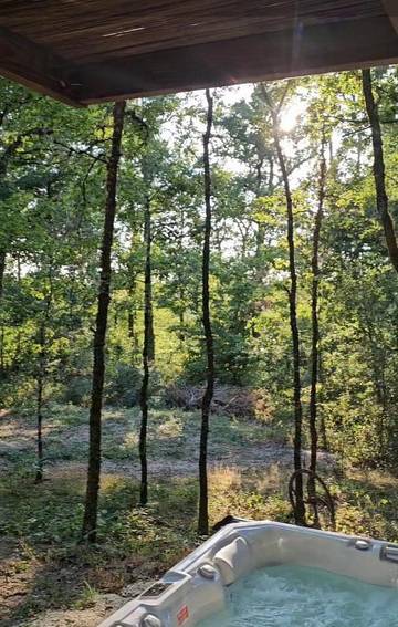 Gîte pour 2 personnes, avec jacuzzi et jardin à Saint-André-de-Double