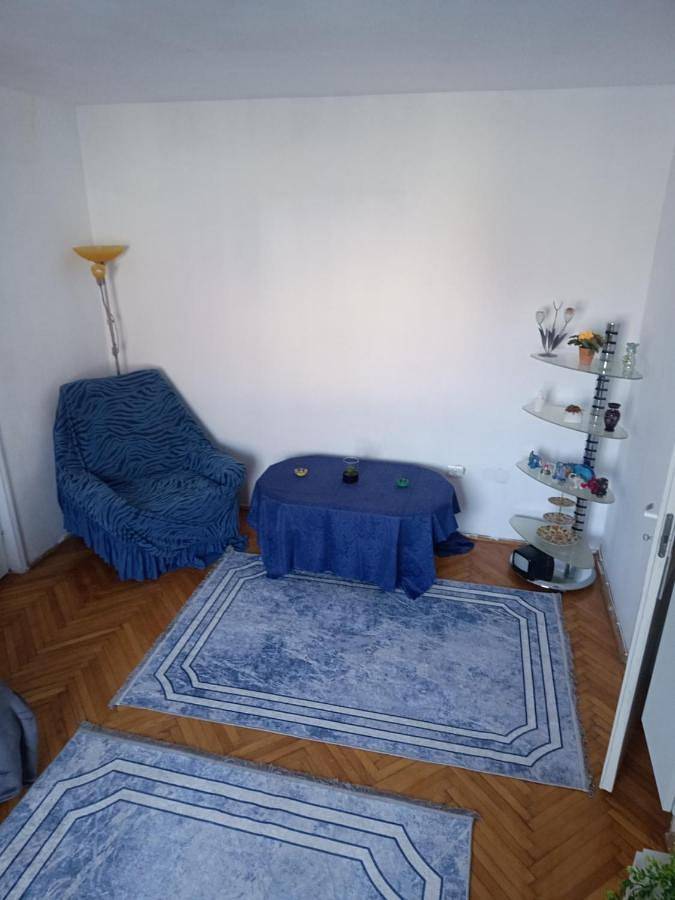 Gîte pour 4 personnes, avec balcon et vue, animaux acceptés dans Baia Mare
