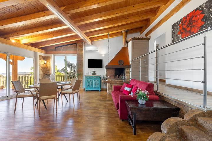 Villa Luisana mit privatem Pool und Terrasse mit Ausblick in Sonnino, Latina Provinz