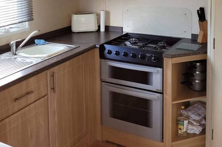 Static caravan for 8 people in Chapel St. Leonards