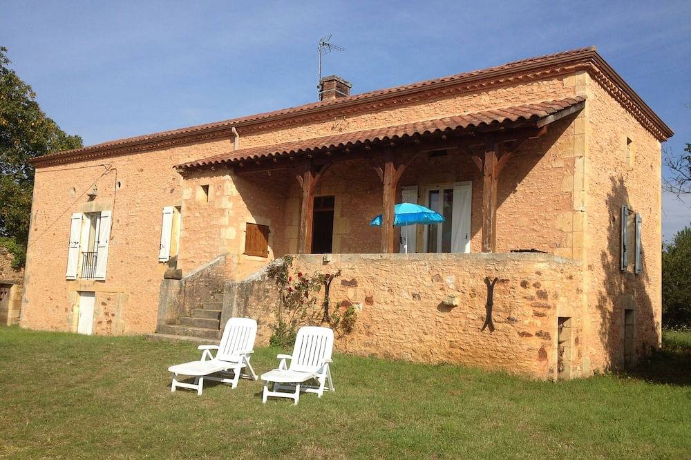 Belle maison de campagne du Xix en pierre sur 20 ha- Proche Bonaguil in Saint-Front-sur-Lémance, Région de Villeneuve-sur-Lot