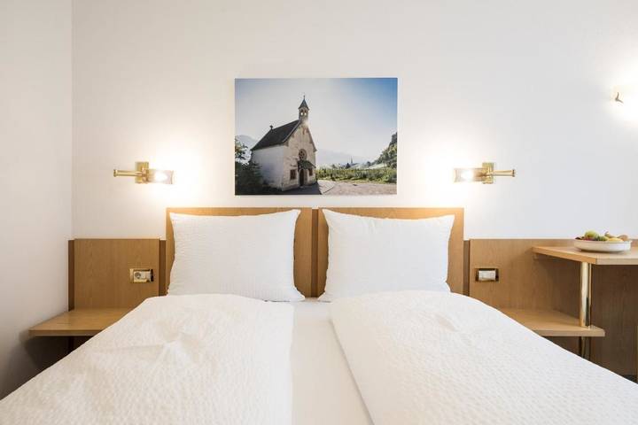 BnB für 2 Personen, mit Terrasse und Garten in Lana