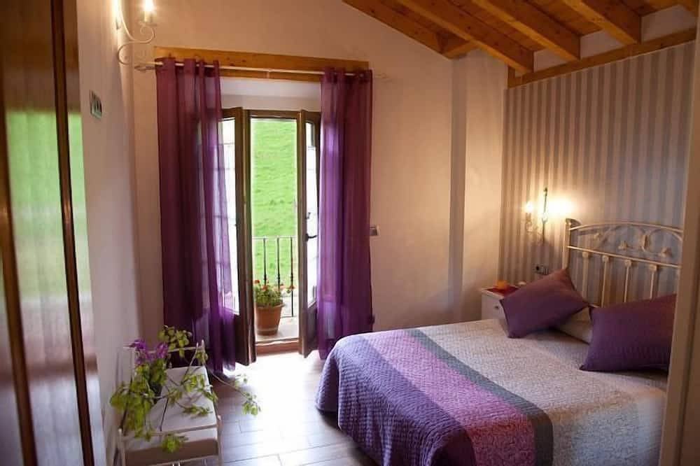 Casa rural (alquiler íntegro) La Cabaña de Manuela para 8 personas in Selaya, Cordillera Cantábrica