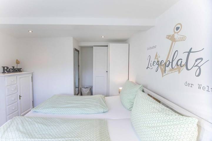 Ganze Wohnung, Frisch renovierte Ferienwohnung in Oevenum - Töwerland in Nordfriesische Inseln (Schleswig-Holstein) (Schleswig-Holstein), Oevenum