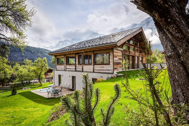 Chalet pour 12 personnes, avec jardin ainsi que jacuzzi et sauna à Les Houches