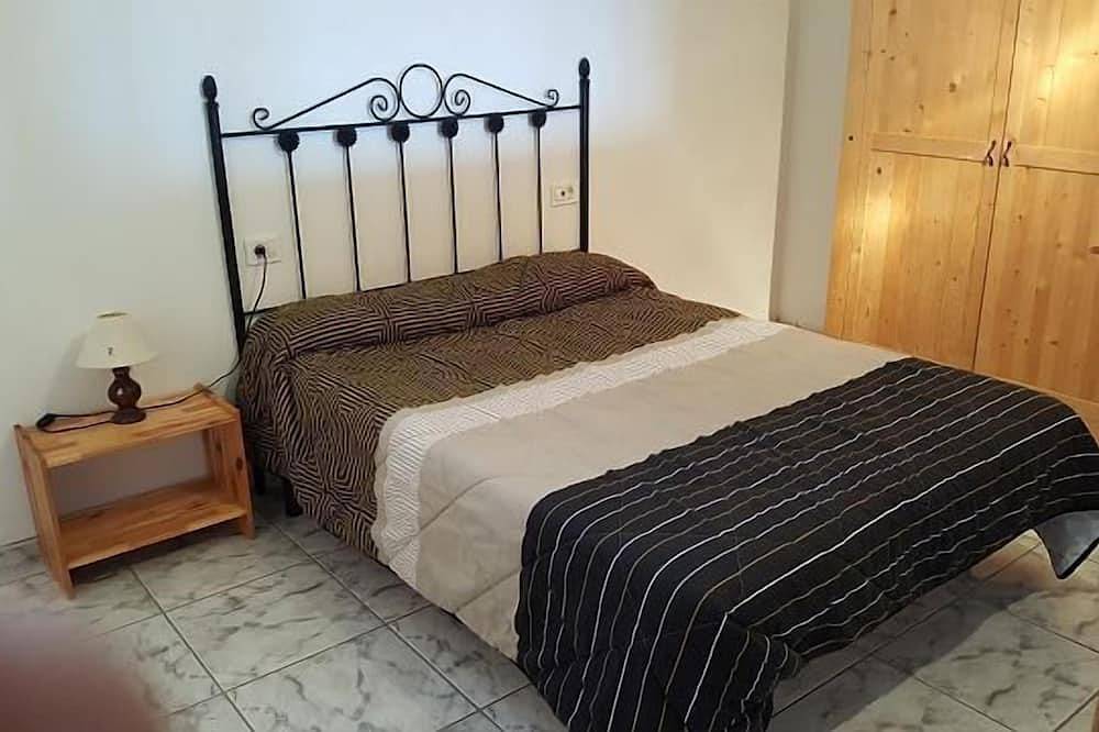 Rural House of Perera with private pool for 4 people in El Sequero, San Bartolomé de Tirajana