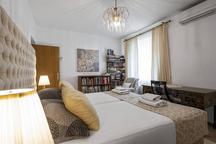 Ferienwohnung für 6 Personen, mit Garten in Split