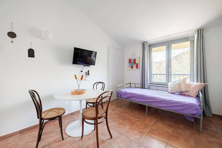 Ganze Wohnung, Il Castello Apartment, umgeben von Grün in Assisi, Perugia Provinz
