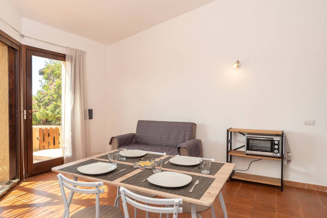 Ganze Wohnung, Haustierfreundliches Apartment "Cottage Sea House" mit Meerblick und Balkon in Costa Serena, Palau (Sardinien)