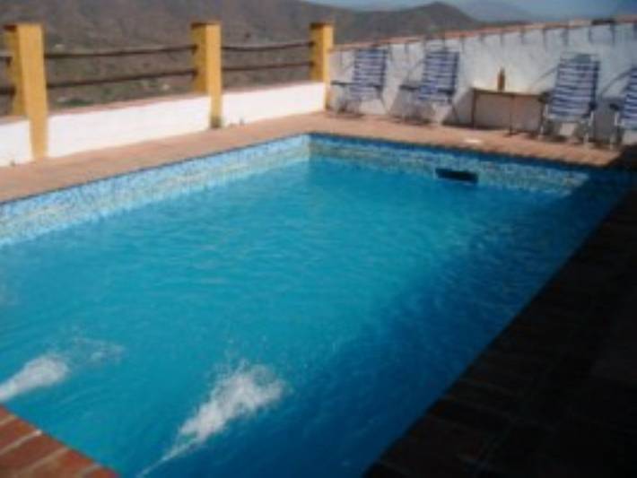 Casa rural para 11 personas, con piscina en El Borge - 2