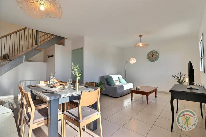 Gîte pour 5 personnes, avec terrasse - 1