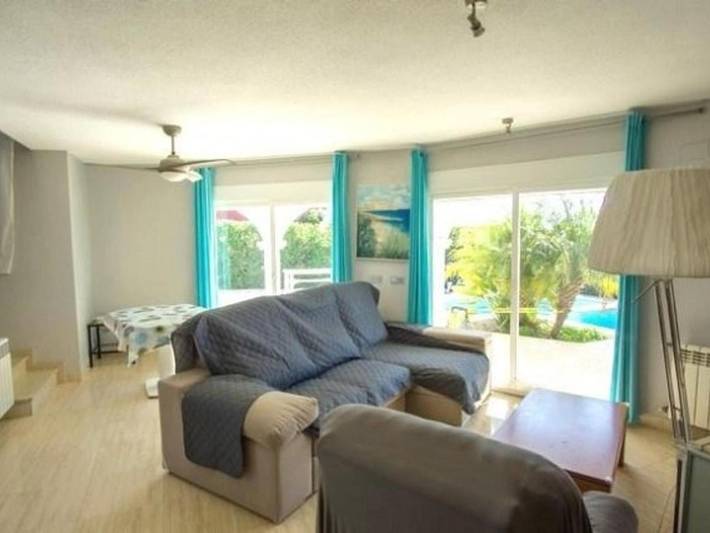 Chalet para 6 personas, con Jacuzzi y Terraza además de Jardín y Piscina en Baix Maestrat - 4