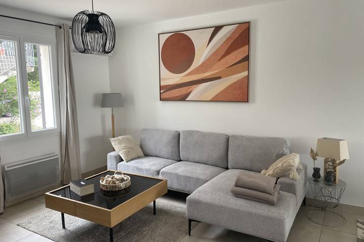 Location de vacances pour 6 personnes, avec jardin ainsi que terrasse et piscine, animaux acceptés à L'Isle-sur-la-Sorgue - 3