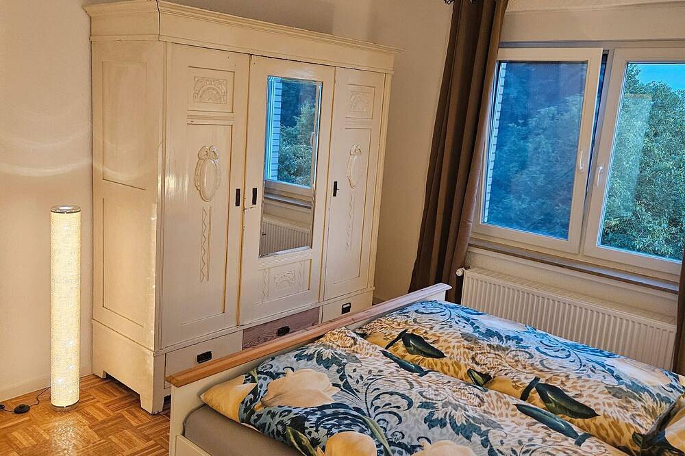 Ganze Wohnung, Apartment 'Panoramablick' mit Bergblick und Wlan in Rinteln, Landkreis Schaumburg