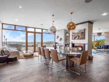 Holiday Home for 10 People in Clifden, Connemara National Park, Photo 3