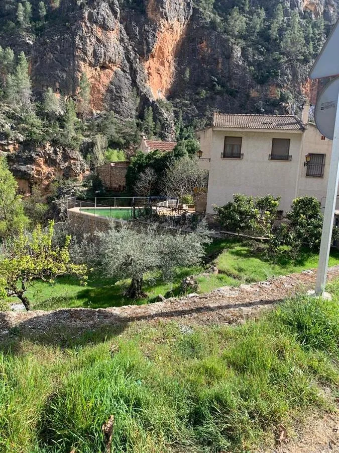 Casa de vacaciones para 14 personas, con piscina además de vistas y jardín - 1