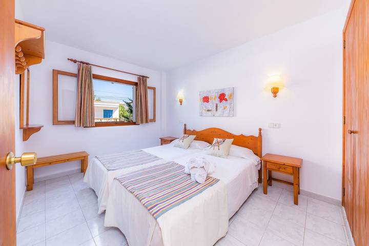 Ferienwohnung für 2 Personen, mit Balkon und Kinderpool in Canyamel - 2