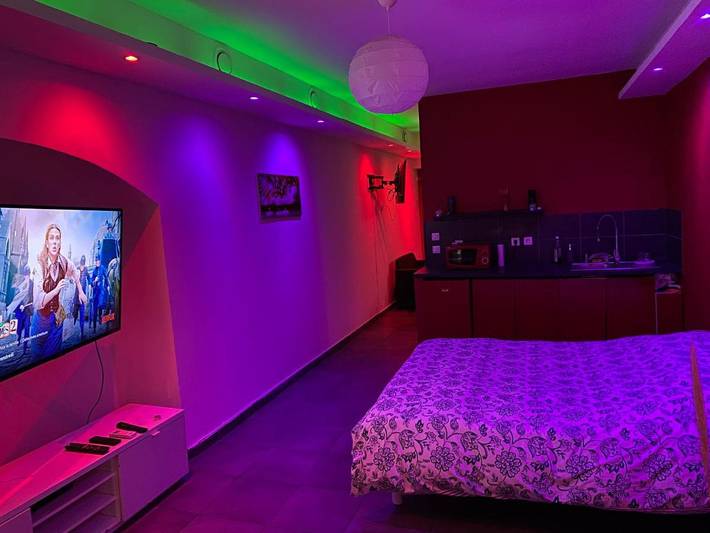 Pension voor 4 personen, met whirlpool in Marseille